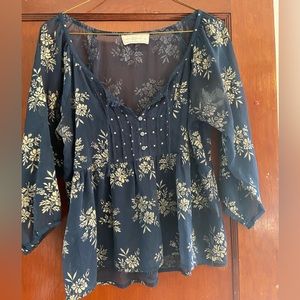 Abercrombie & Fitch blue & gold blouse